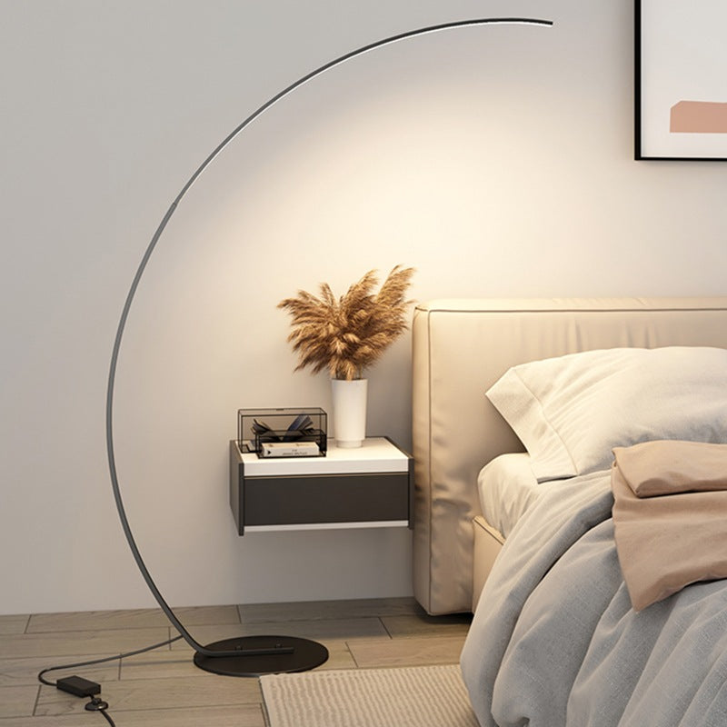Antizer Crescent Arc LED Floor Lamp for Bedroom