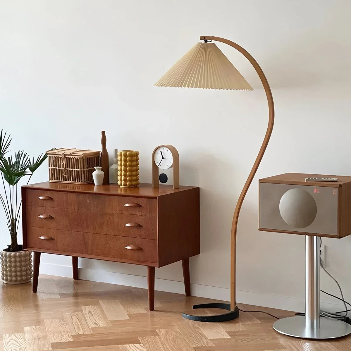 Antizer Caprani Floor Lamp for Living Room