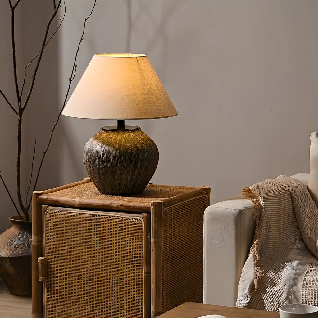 Antizer Bayi Ceramic Table Lamp